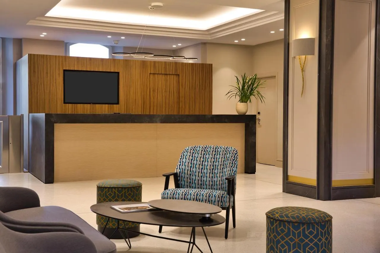 Hotel Apollinaire Nizza