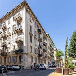 Apartment On Dante Street Next To The Sea, Nizza